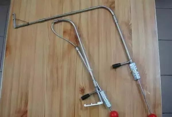 门锁有安全漏洞小偷轻易入室盗窃,防入室盗窃的锁