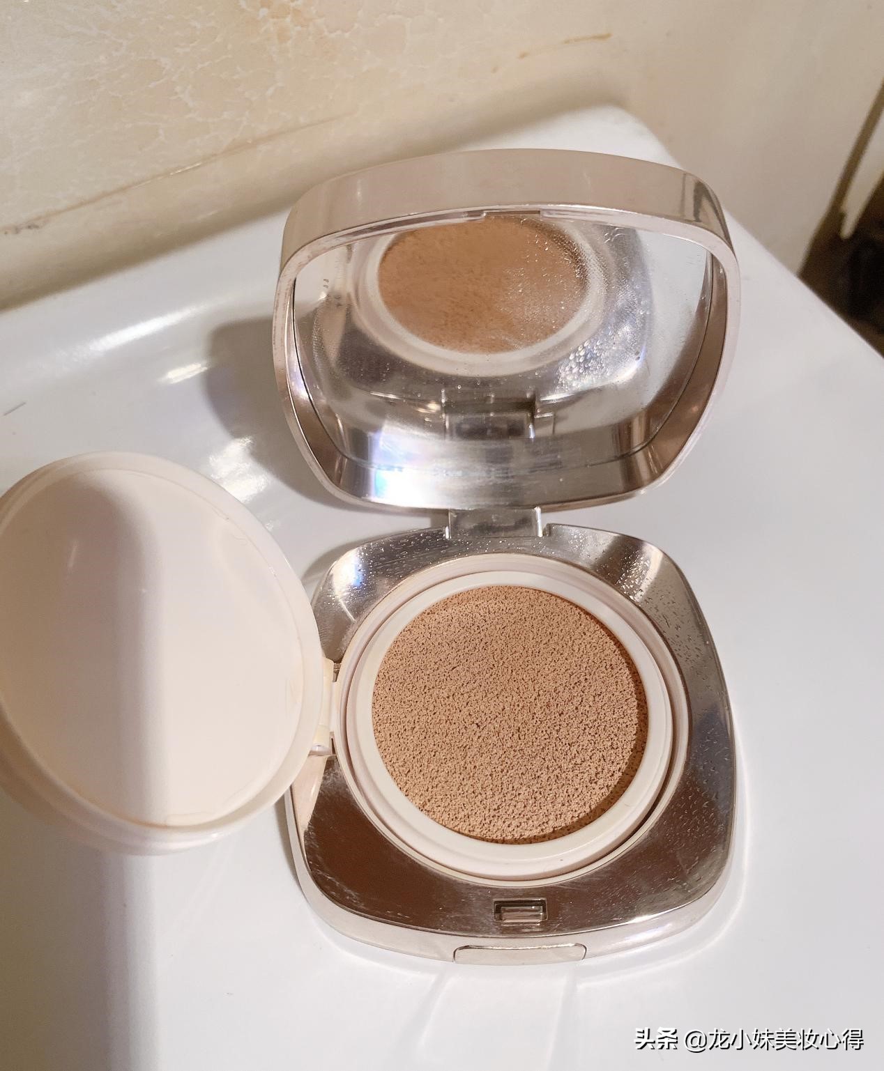 出门补妆气垫粉饼自用,出门补妆必备气垫粉底