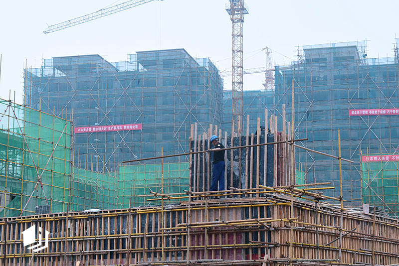 临空经济区内，长寿湖旁，见证海航通航空港城一期“城”长