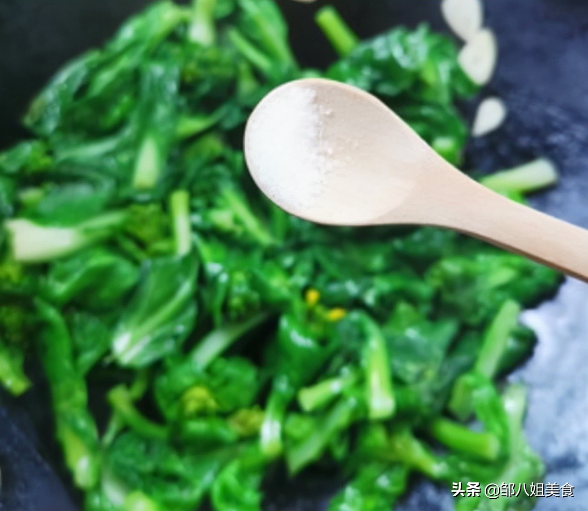 炒青菜时记住这三招,炒青菜注意事项