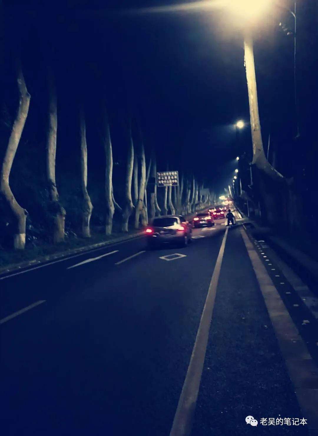 夜骑随感录：真不知哪块云彩有雨（外三则）