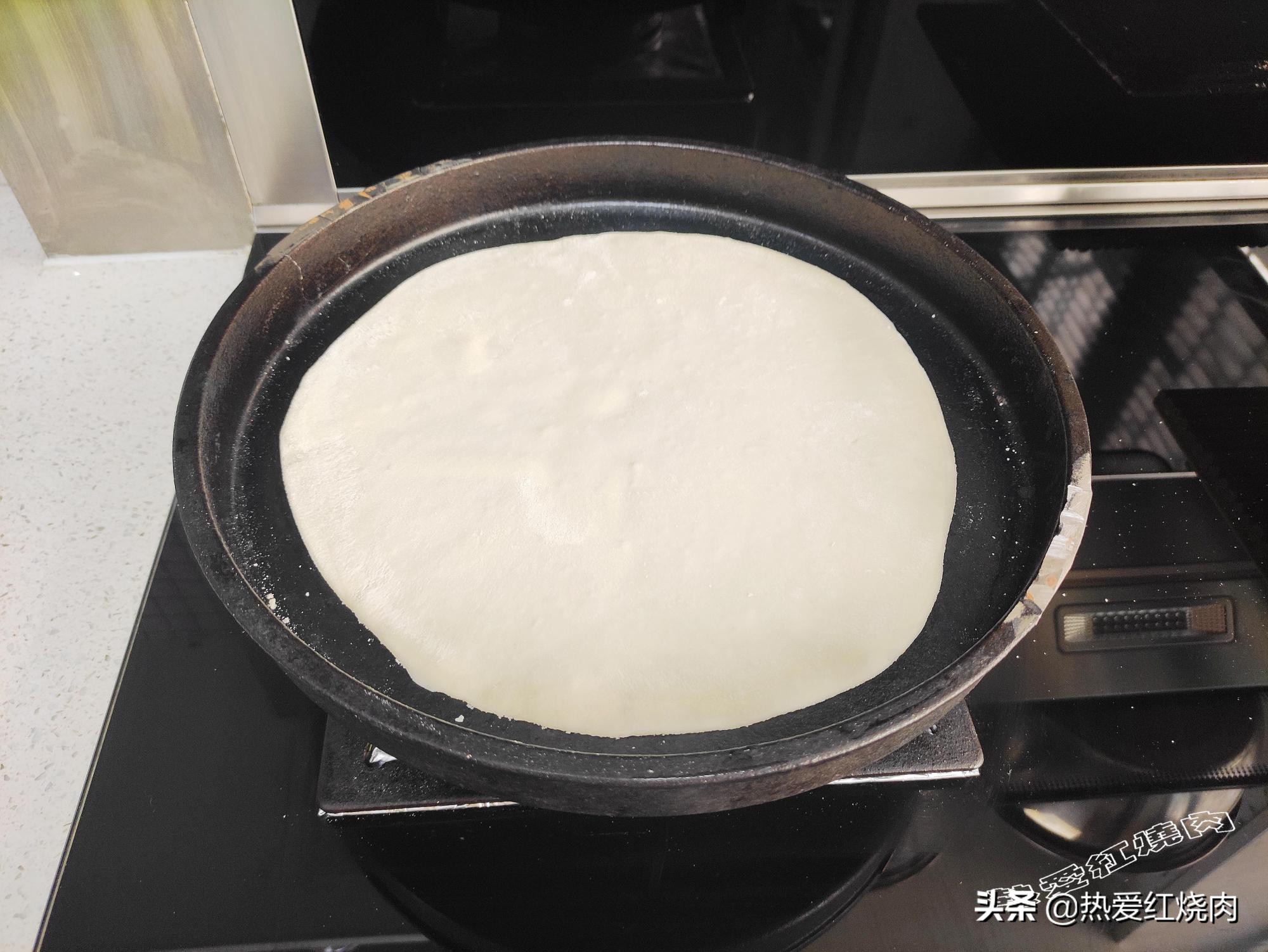 饺子皮蒸春饼抹油了还是撕不开,为什么春饼皮现做容易破