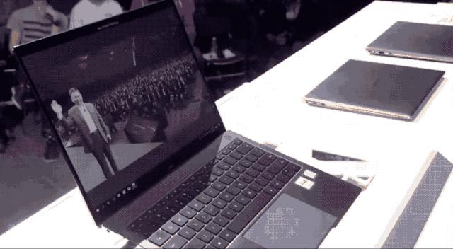 华为5g折叠屏手机厚,华为5g折叠屏加512g大内存