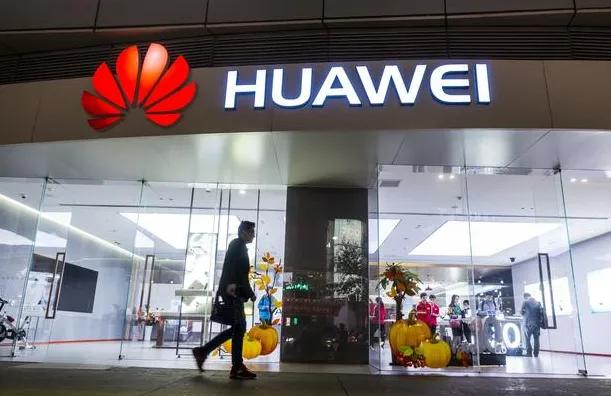 4000元左右性价比高的华为手机,4000块钱的华为还值得买吗