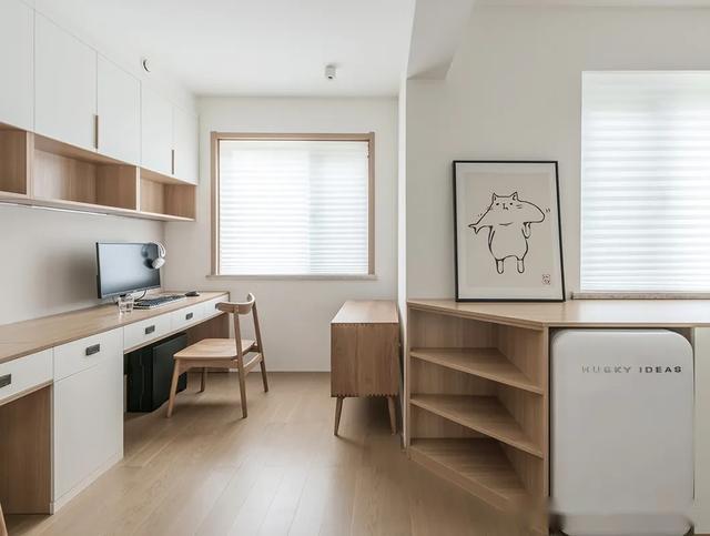 原木风吊顶效果图客厅简约,简约原木风