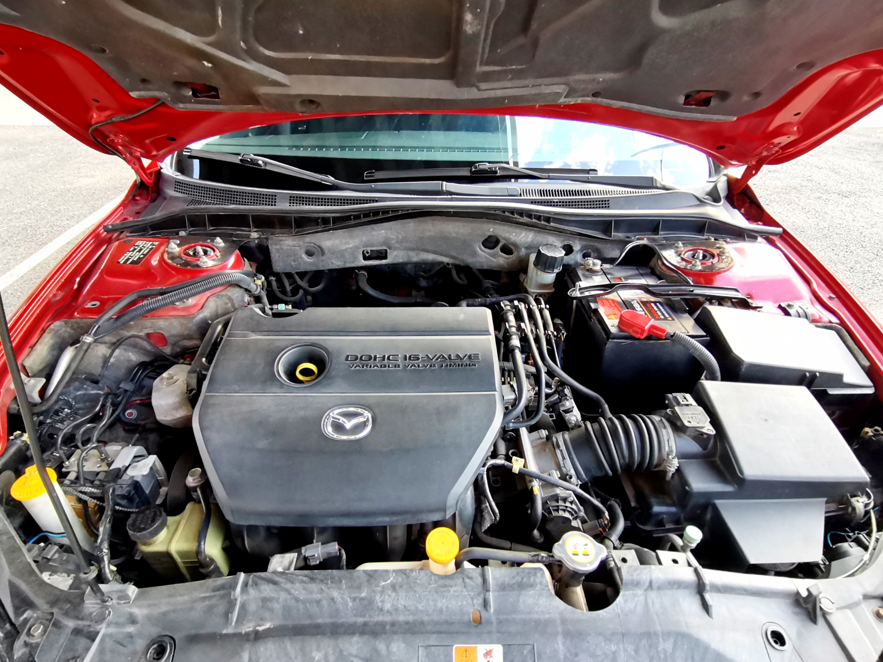 亮黑马自达6,亮灰马自达六