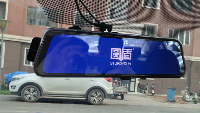 启辰安装圆盾AI智能视频后视镜安装作业，透雨透雾防眩目