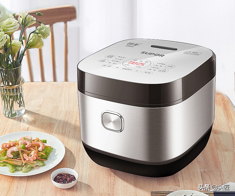 电饭煲美的与苏泊尔哪个好,2022国内电饭煲哪家最强