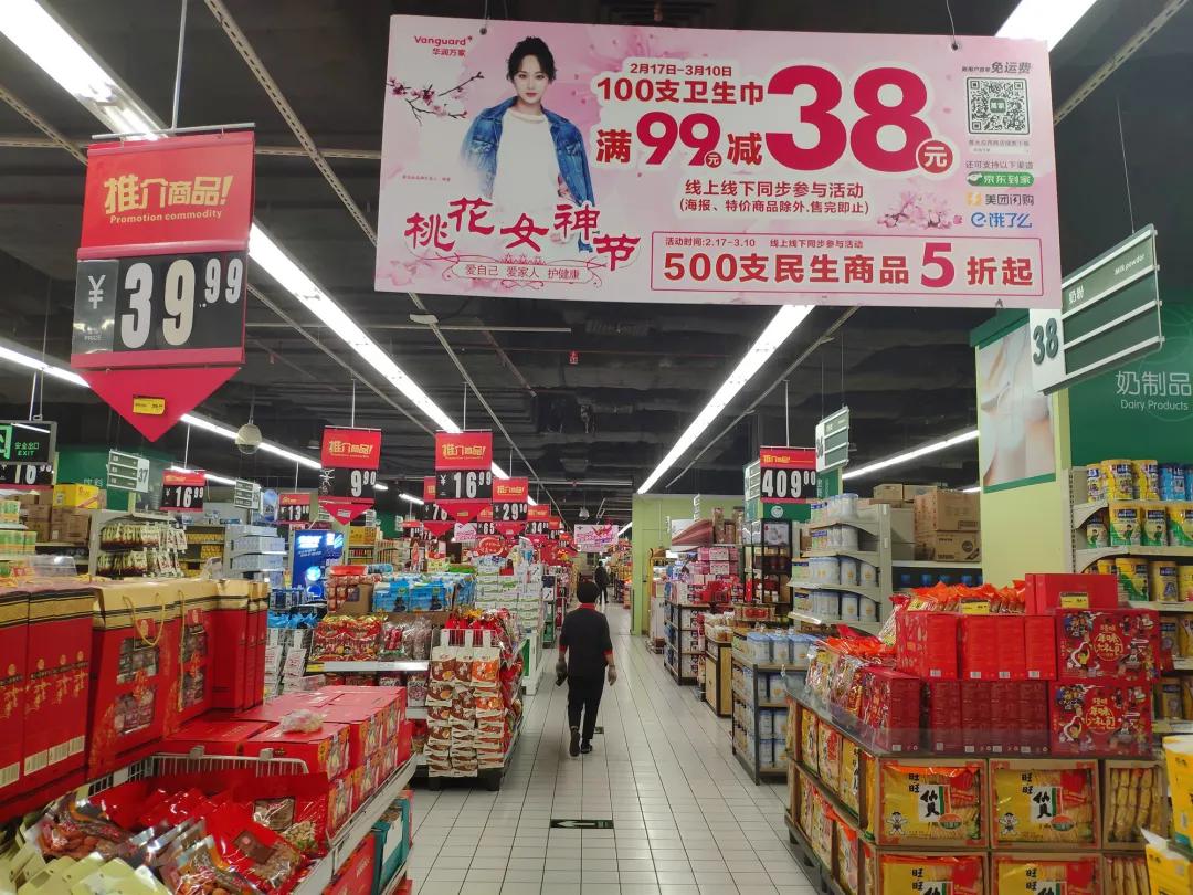 小编探万博|走近战“疫”下的万博百态