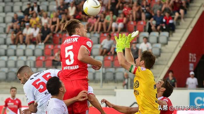 日本欲招入199cm荷裔空霸，哥哥曾是日本国脚