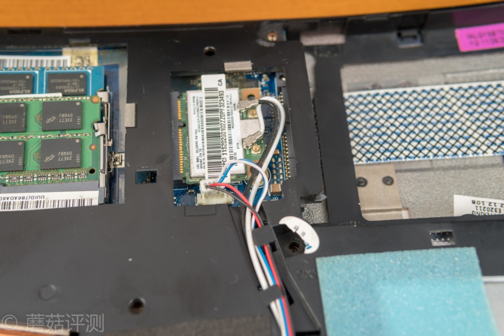 转轴断了维修多少钱,联想y400拆散热铜导管