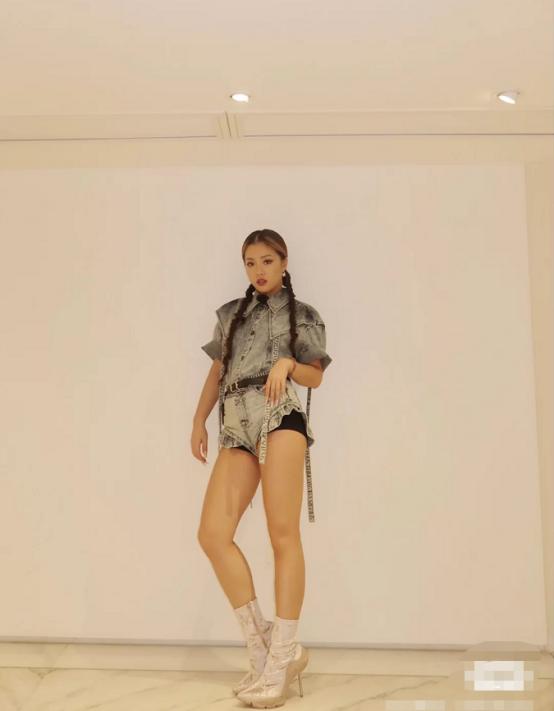 王菊的身材,王菊身材视频