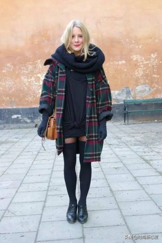 短款格纹毛呢大衣的搭配方法,MiniPeace格纹大衣