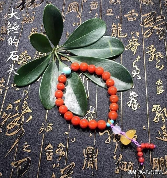 大牌看着普通却很贵的饰品,最值得购买的奢华饰品