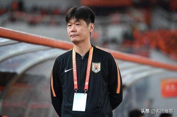 鲁能李霄鹏最新进展,李霄鹏变身里皮