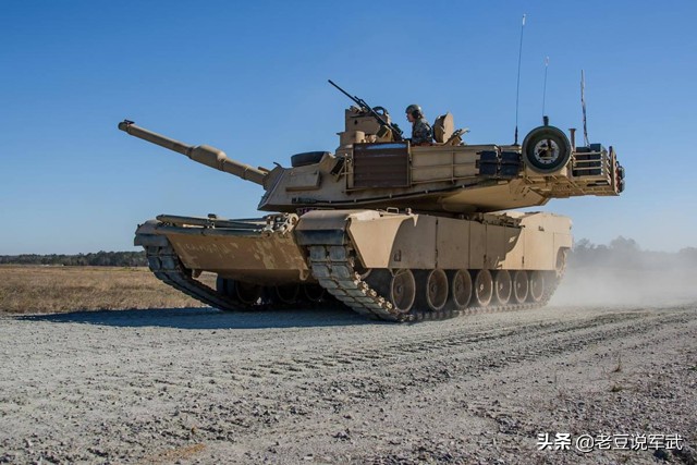 战争模拟99式坦克vs97式坦克,99式主战坦克有什么型号