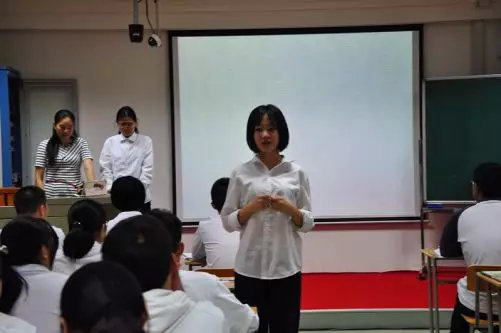 初中解读｜进华中学——阔别20年，再次拥抱华师大，与华二同辈