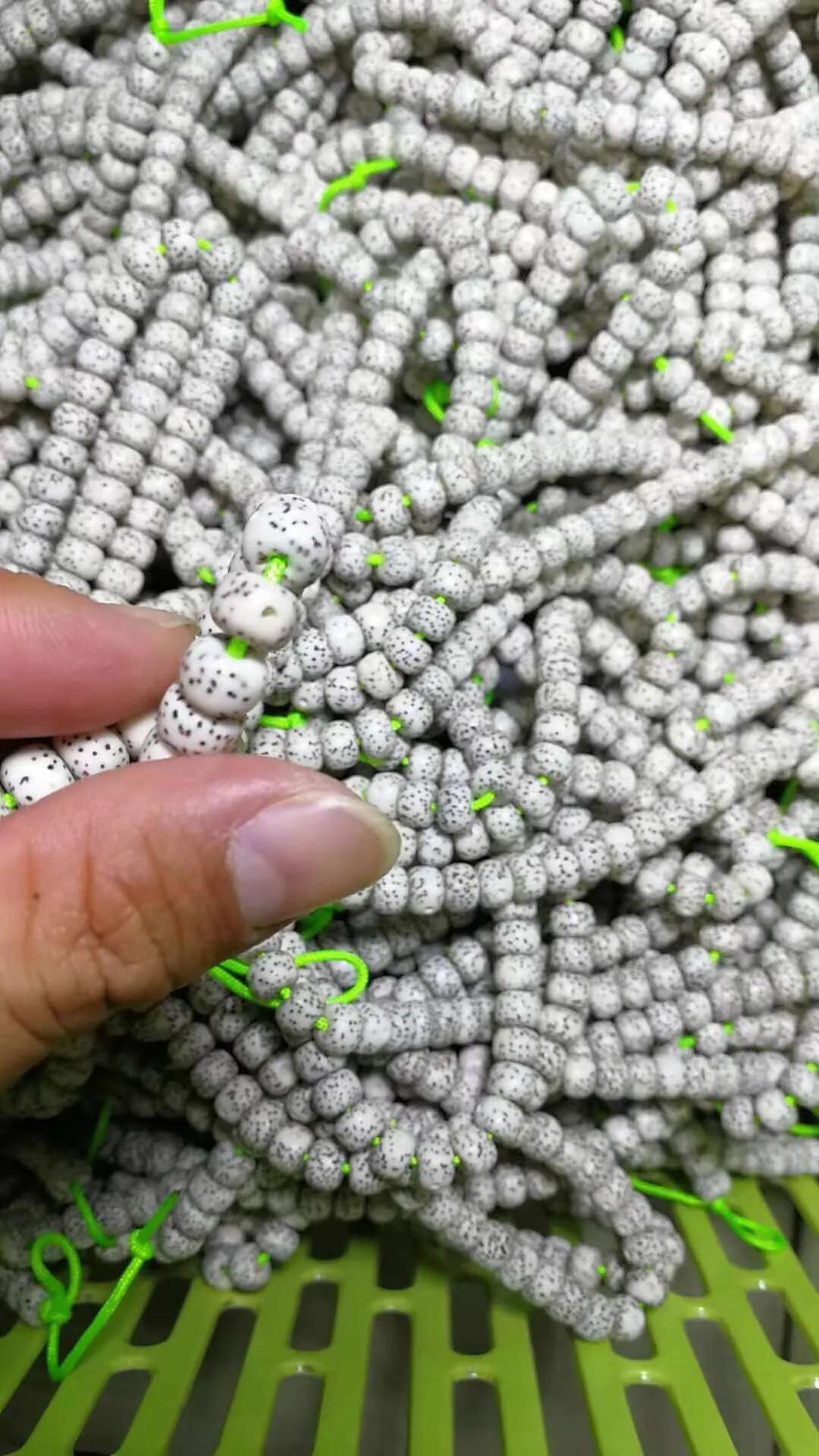 怎样的星月菩提子才值钱,怎样的星月最有盘玩价值