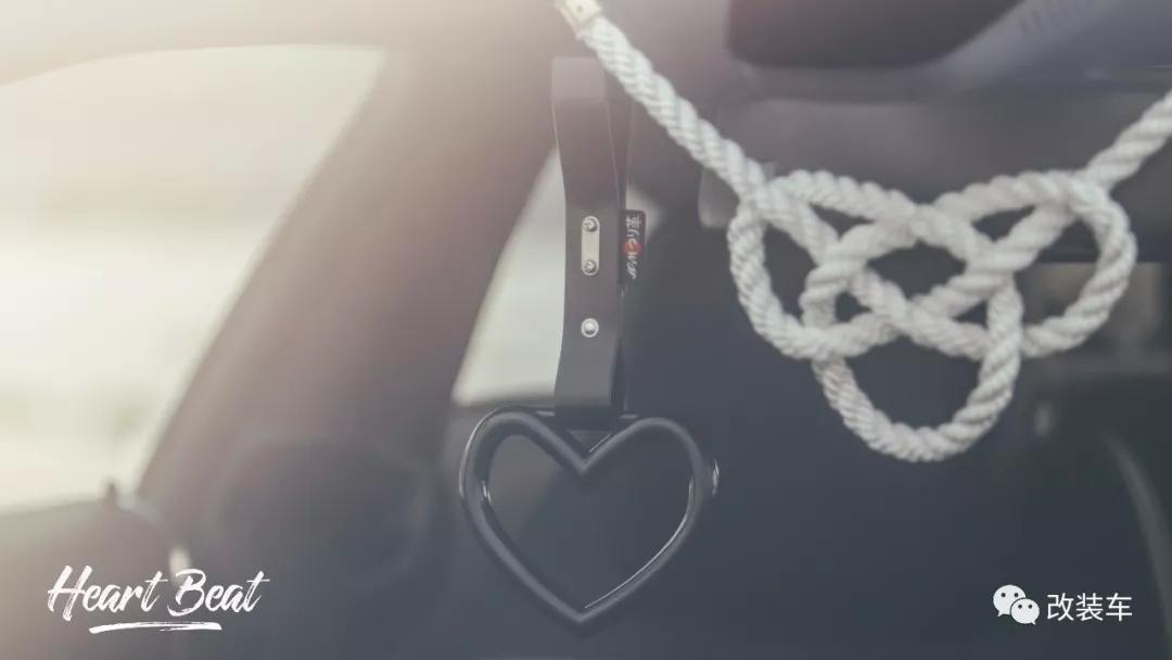 放弃了激情小钢炮高6R，购入奔驰C200做回安静的*男美**子！