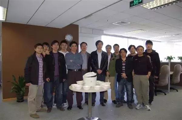 草根起家的雷军,雷军的三十年发家史