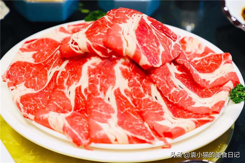 西安人终于爱上铜锅涮，清淡美味关键健康，疫情之后必定会更火