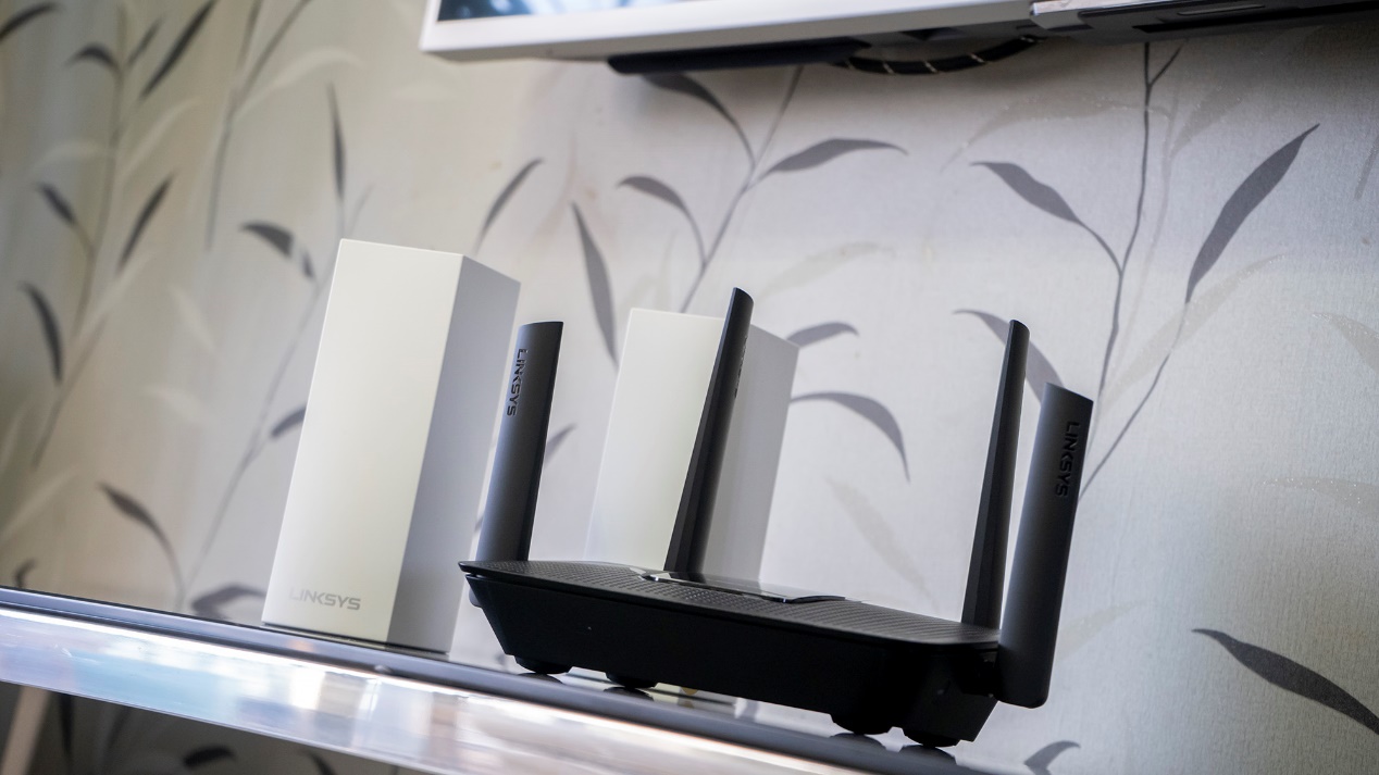 玩游戏总掉线你还能忍？中大户型无线网络覆盖之MR9000X组网实战