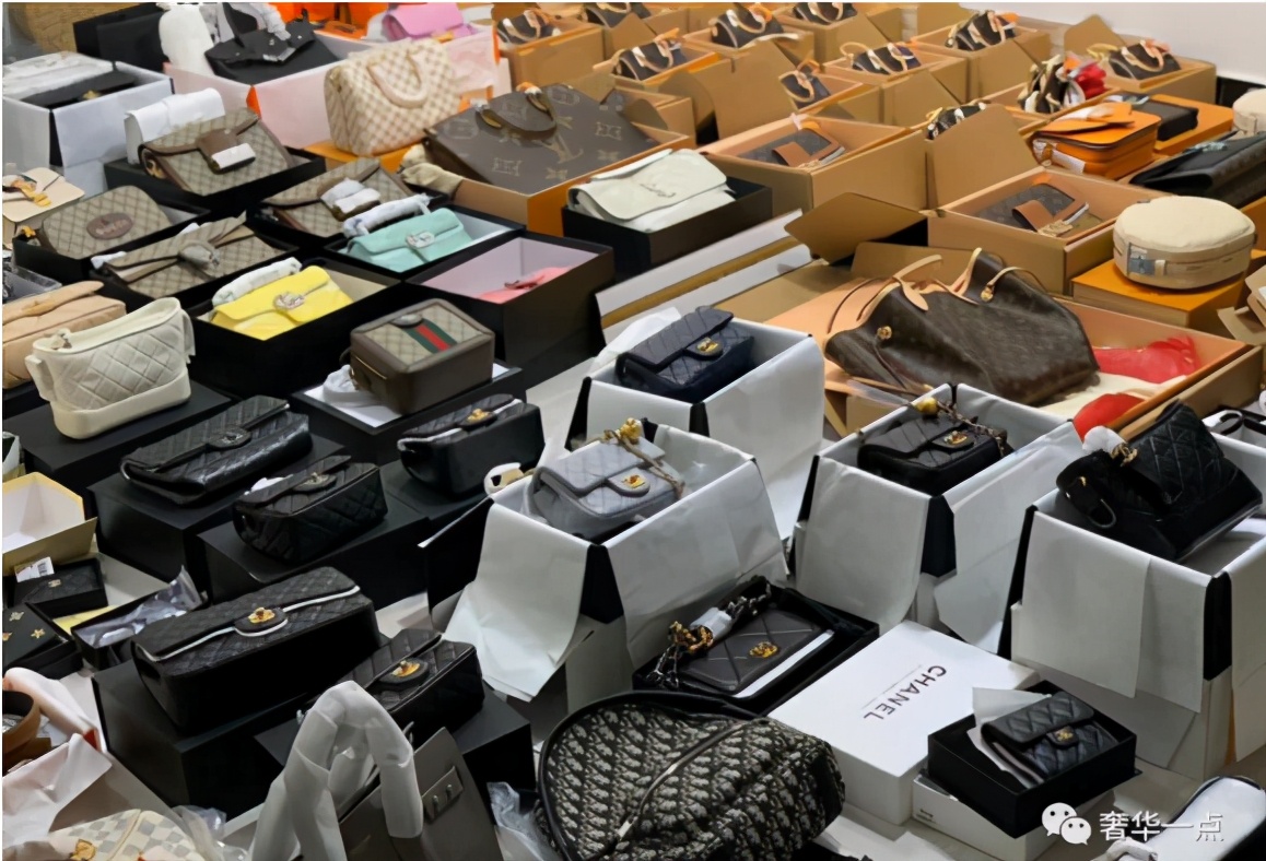 lv包包经典入门款,lv已过时的包包