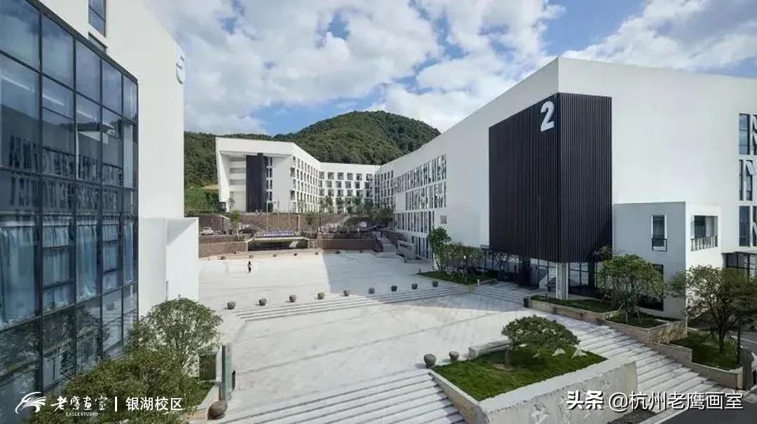 老鹰画室2019招生简章,不是所有的选择都能选择