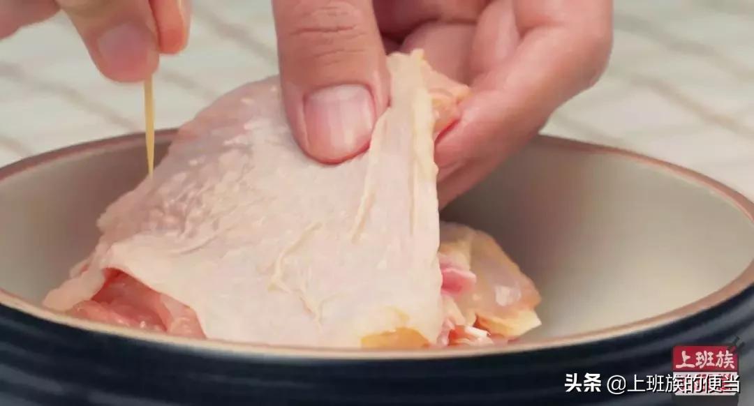 鸡腿别油炸了教你懒人做法,鸡腿别总炸着吃蒸一蒸鲜嫩