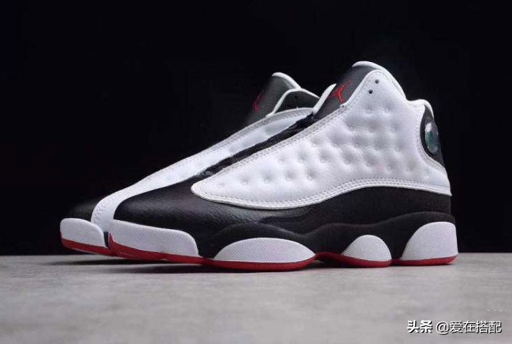 AJ13熊猫鞋面脏了怎么清理AJ13熊猫如何搭配显得好看