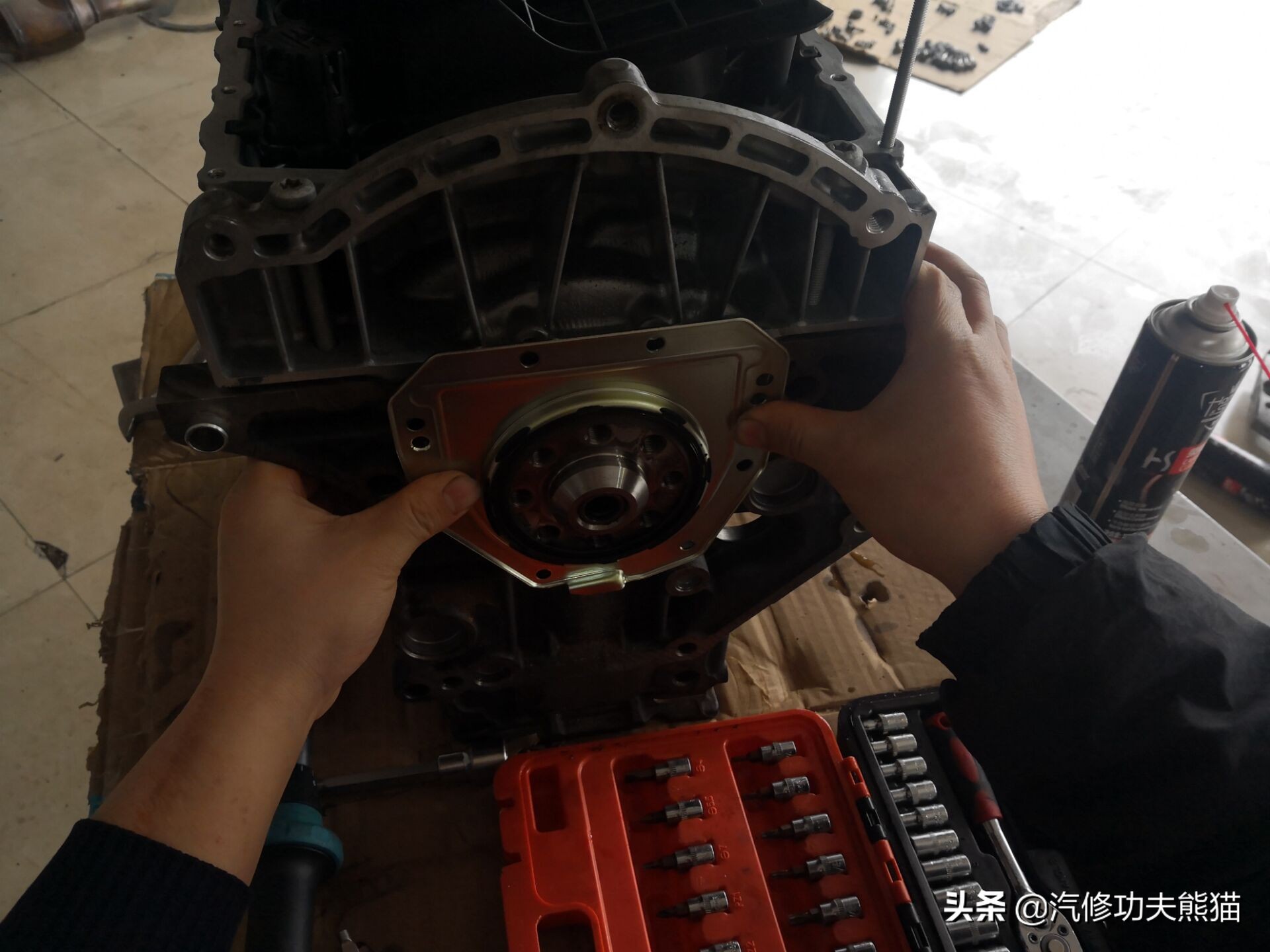 斯柯达昊锐发动机烧机油大修,18款的斯柯达为什么烧机油