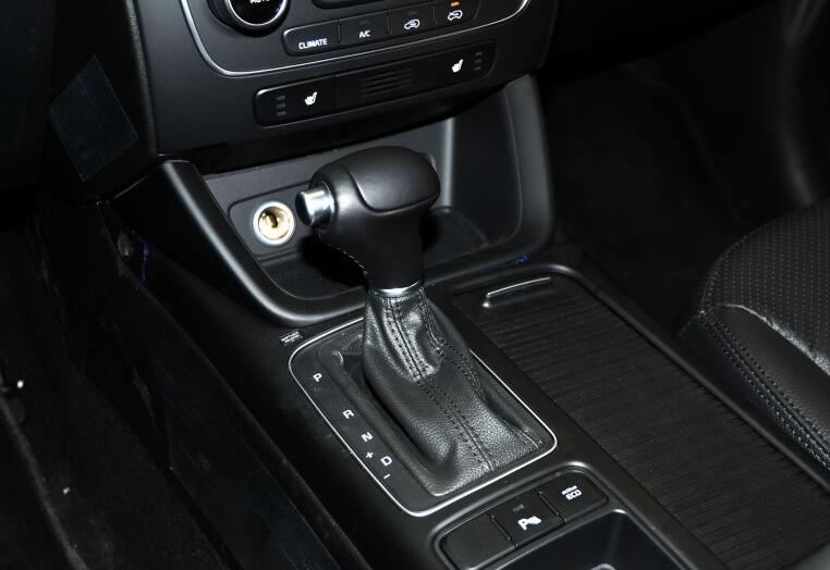 酷威柴油版对比索兰托,道奇酷威2.7八万公里