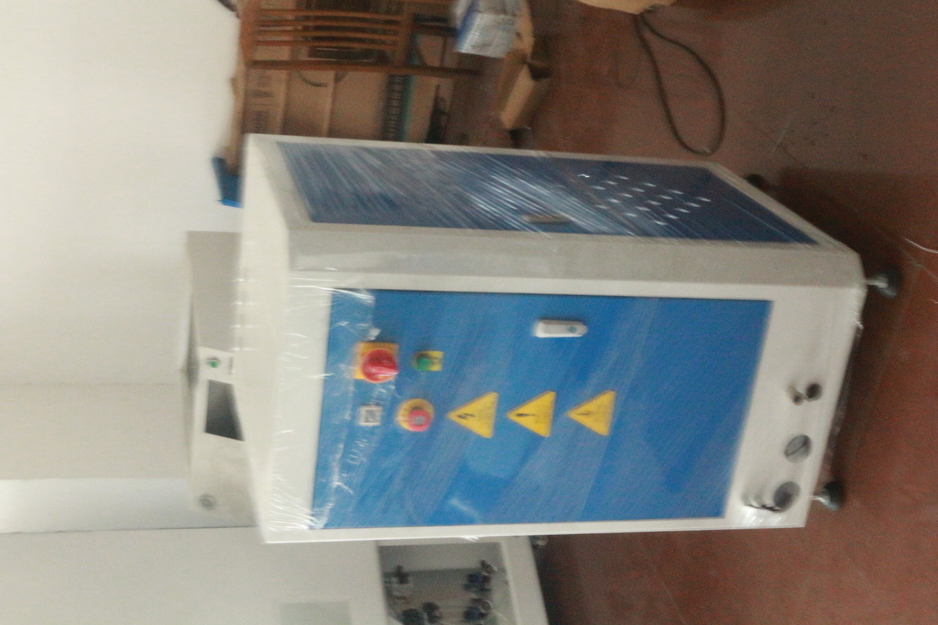 小型全自动充绒机多少钱一台,全自动充绒机价格多少