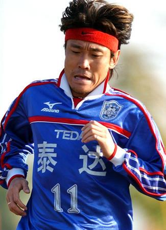 中国足球运动员高峰,中国足坛十大前锋辽宁