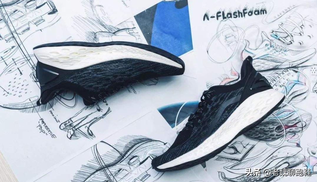 四大跑鞋对比阿迪耐克,耐克和阿迪顶级跑鞋真实测评
