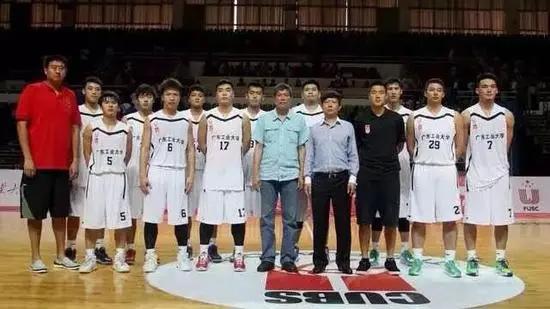 鏇剧粡鍥涘勾涓夊啝,骞垮伐涓夊啝