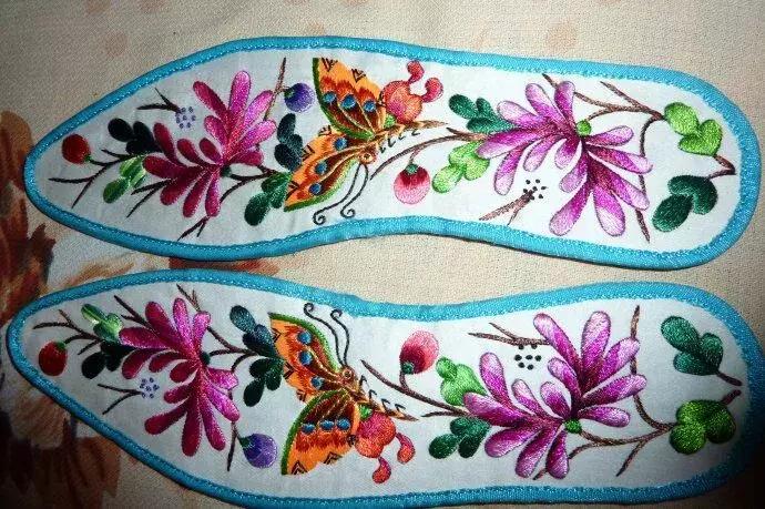 纯手工鞋垫又好学又简单又好看,简单的一针一线纯手工的鞋垫