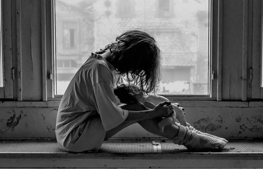 30岁男人离异带娃找体制内未婚女,离异带孩男女谁更难找