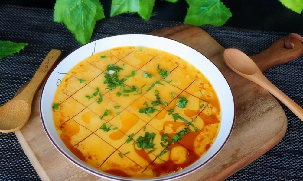 水蒸蛋蒸几分钟好吃,水蒸蛋怎么都不凝固一直都是水样