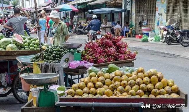 农村致富经:摆摊赚钱很难吗？那是因为你方法不对，来学学吧！