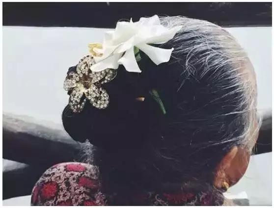 90后欠巨债被赶出家门：网贷，不可触碰的底线