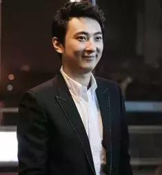 恭喜ig拿下冠军英雄联盟s8新闻,祝贺ig获得2018总冠军赛