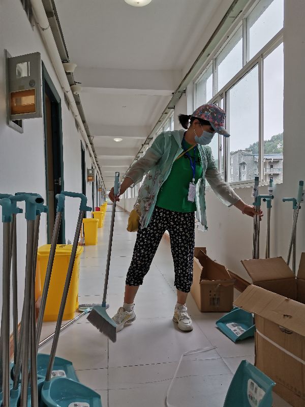 奋战疫情一线的医护们,抗击疫情奋战一线医护