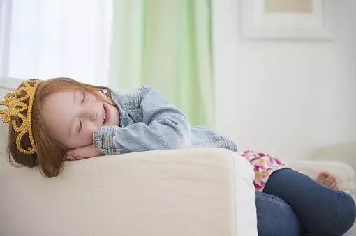 孩子问怎样才能成为优秀的人,小孩提问自己要做一个乖孩子