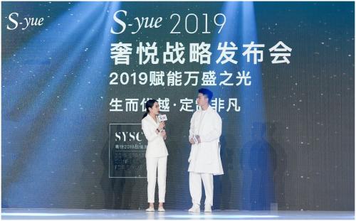 李小璐贾乃亮短发,李小璐贾乃亮销量