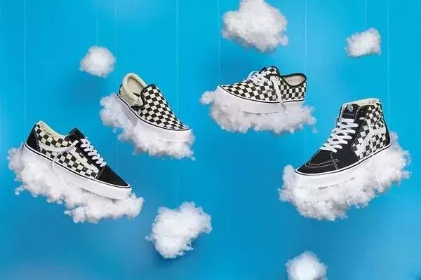 vans鞋是不是前面都很宽,vans是不是买小一码