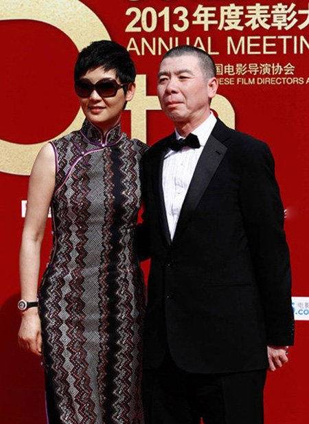 徐帆穿刺绣旗袍,徐帆和徐静蕾同框穿旗袍