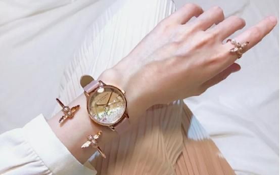 潮流搭配需要戴什么手表,手表怎么搭配最潮