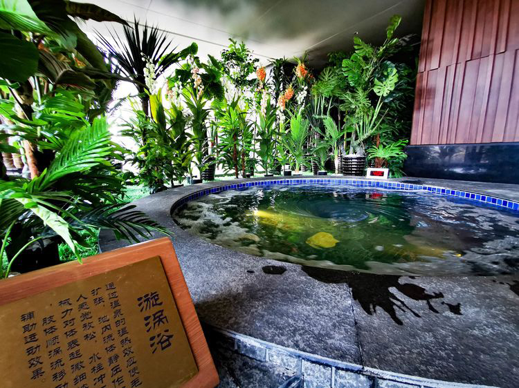 温泉是怎么治病的,泡温泉真的可以调理身体吗