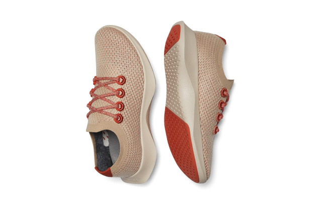 allbirds太空弹力鞋,allbirds和足力健哪个好